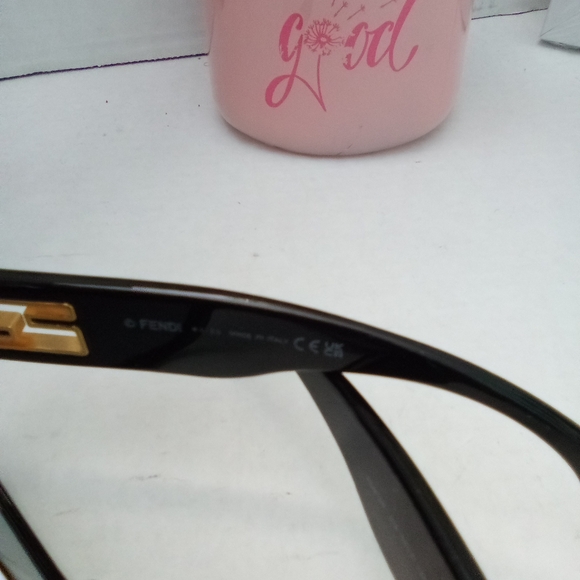Fendi Sunglasses FE40124i 01B 54 21 145 Black with Gold Accent main image 14